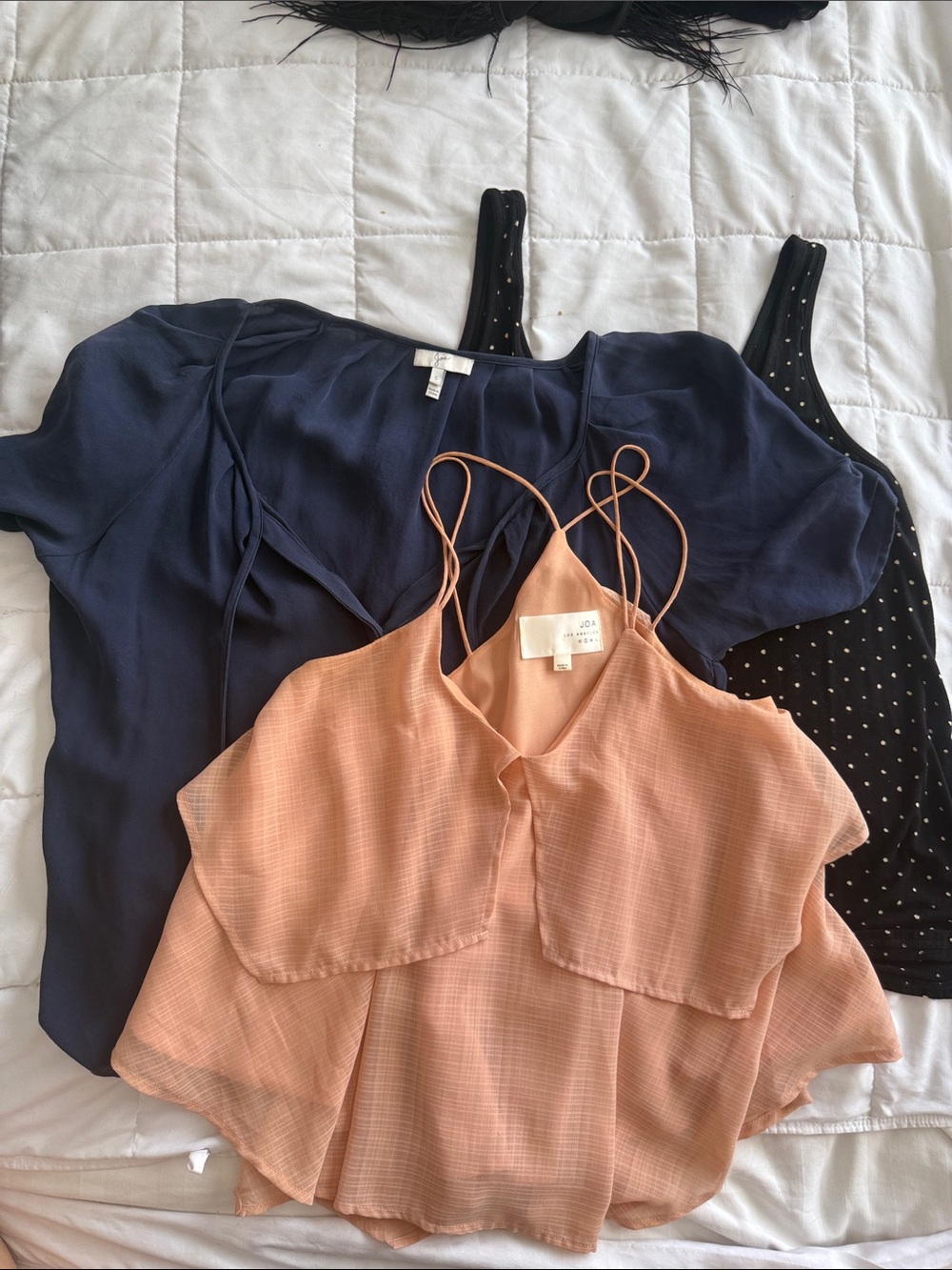 Joie short sleeve top, swingy, JOA Layered Spaghetti-Strap Camisole, PIECES tank